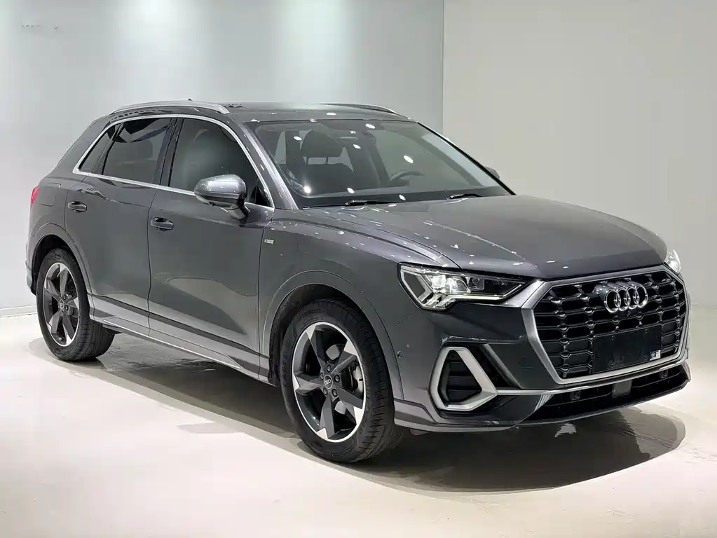 Audi Q3 — фото 3