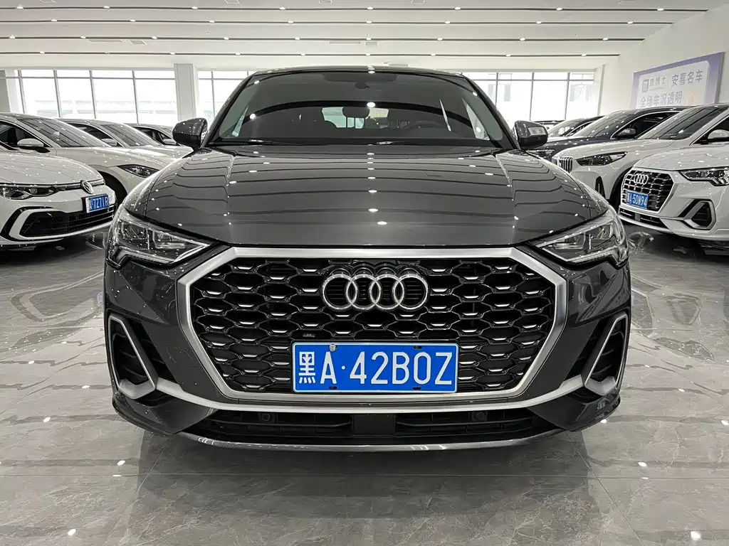 Audi Q3 Sportback — фото 2