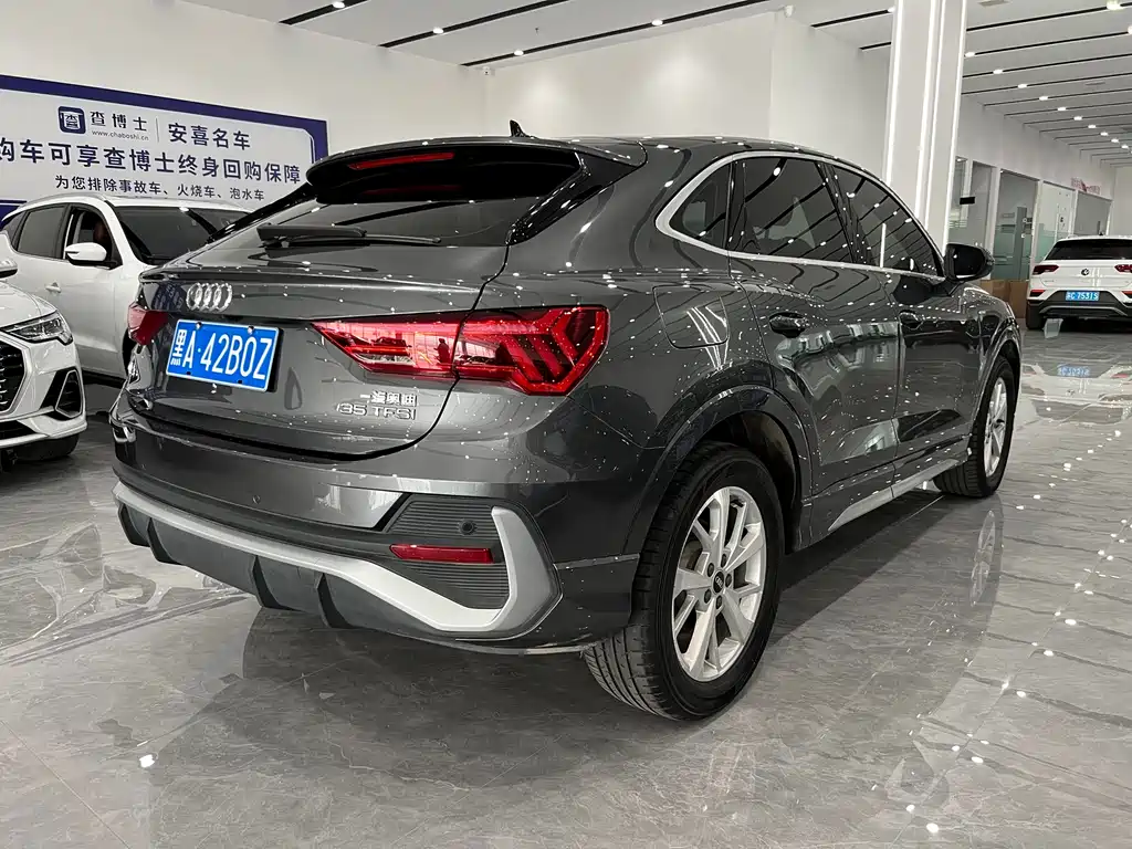 Audi Q3 Sportback — фото 4