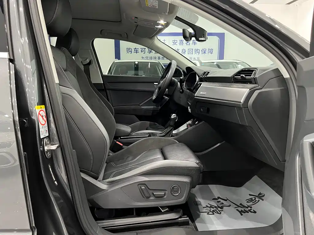 Audi Q3 Sportback — фото 34