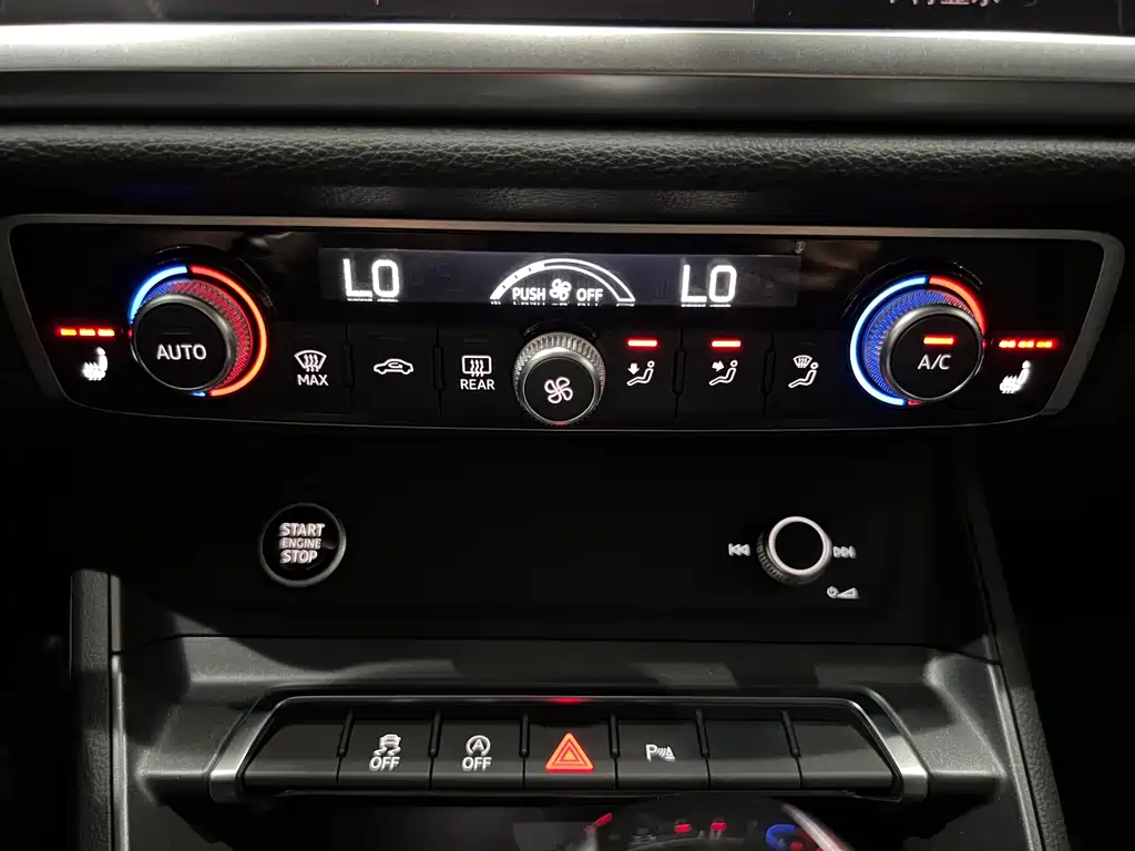 Audi Q3 Sportback — фото 40