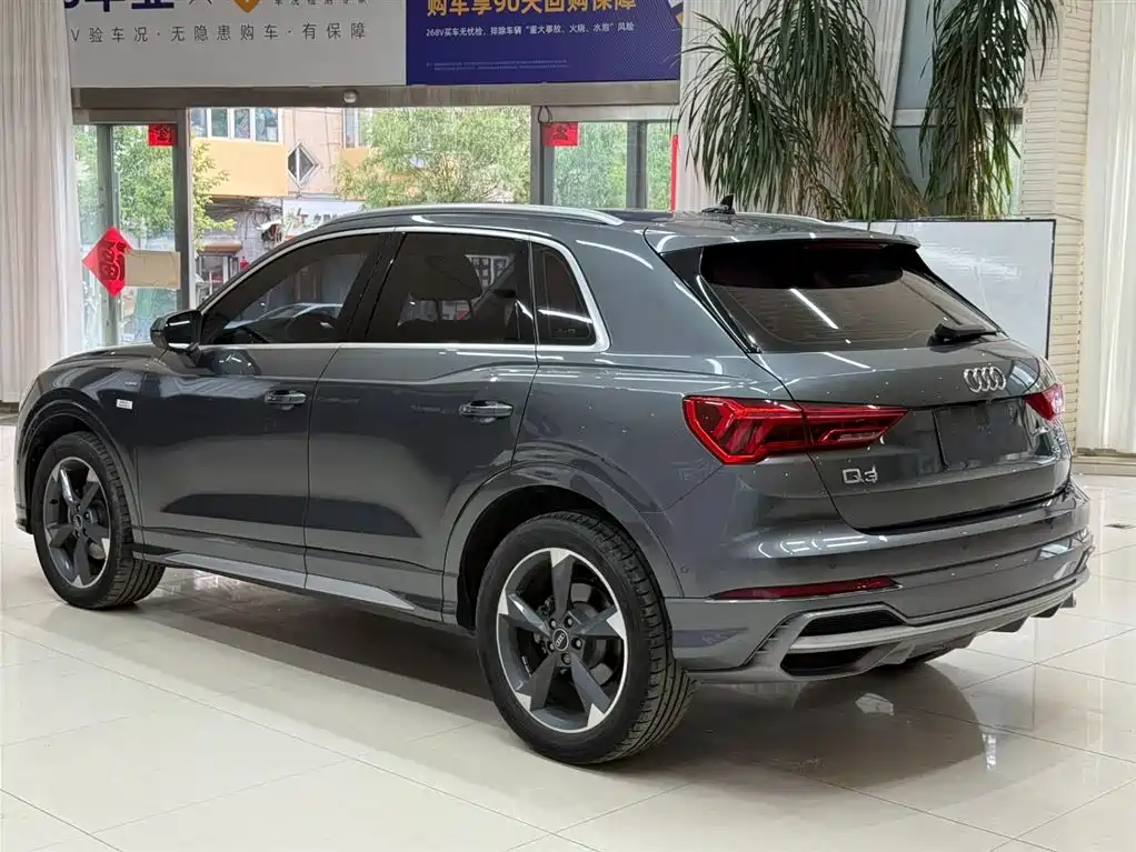Audi Q3 — фото 6