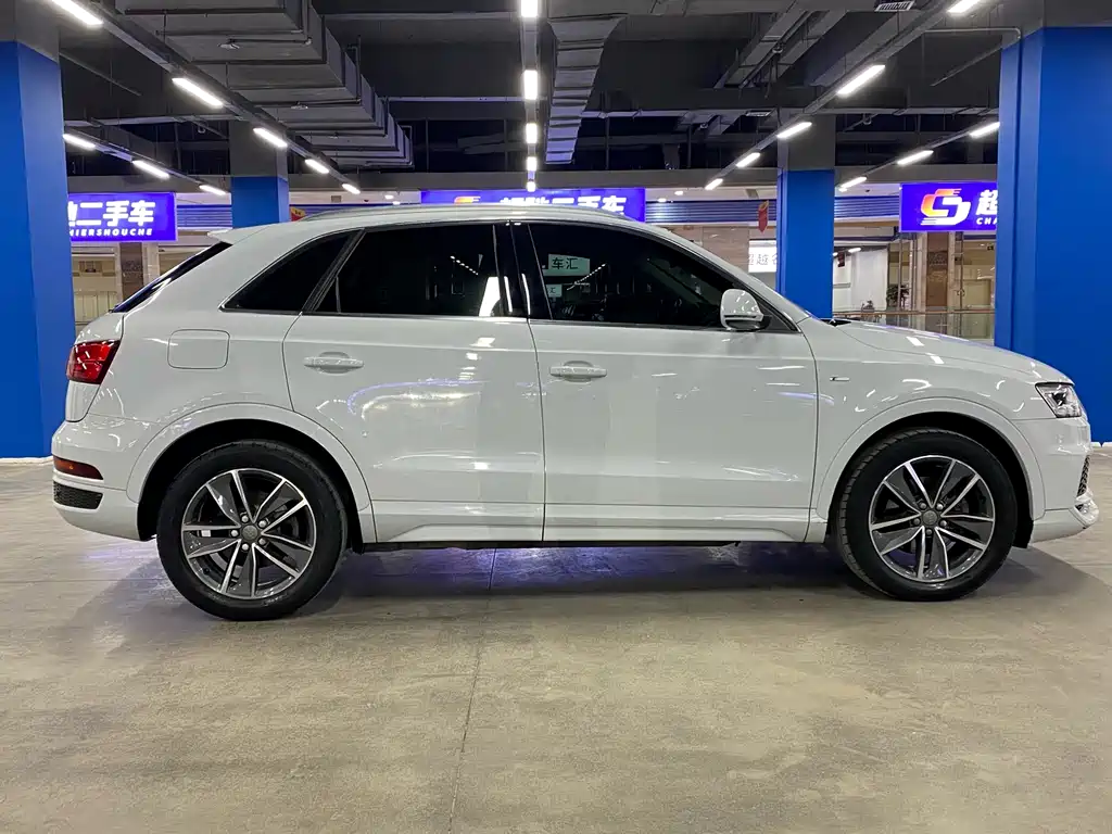 Audi Q3 — фото 4
