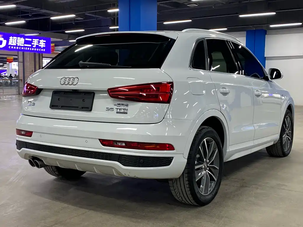 Audi Q3 — фото 5