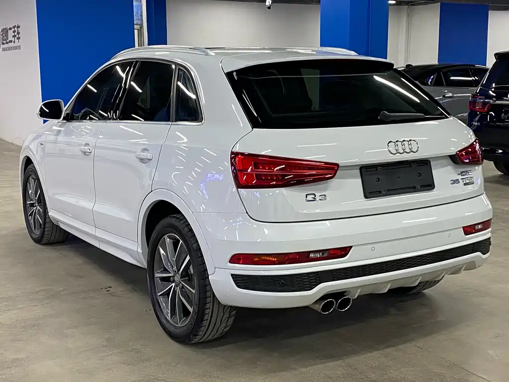 Audi Q3 — фото 7