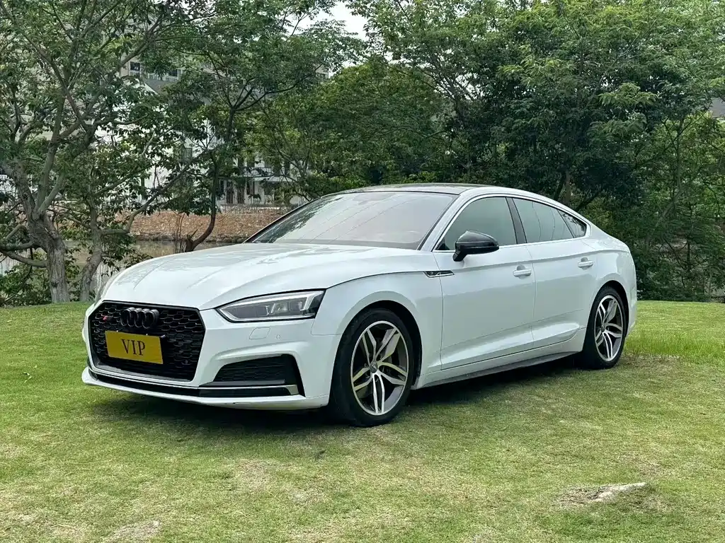 Audi A5 (Import) — фото 2