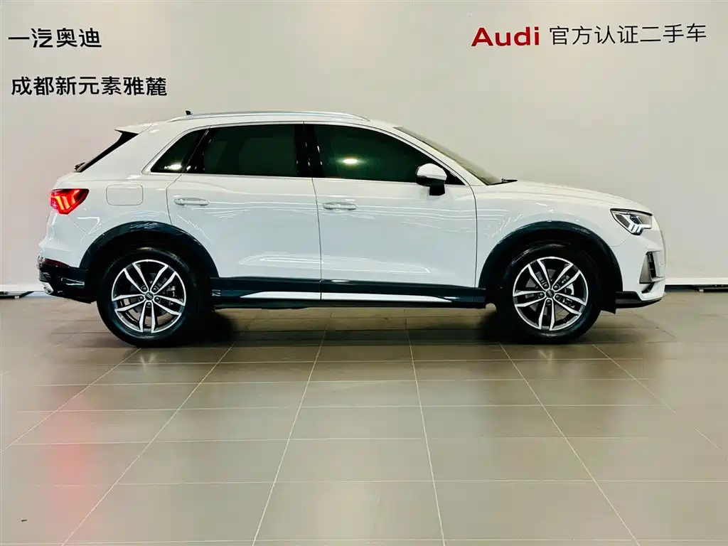 Audi Q3 — фото 3