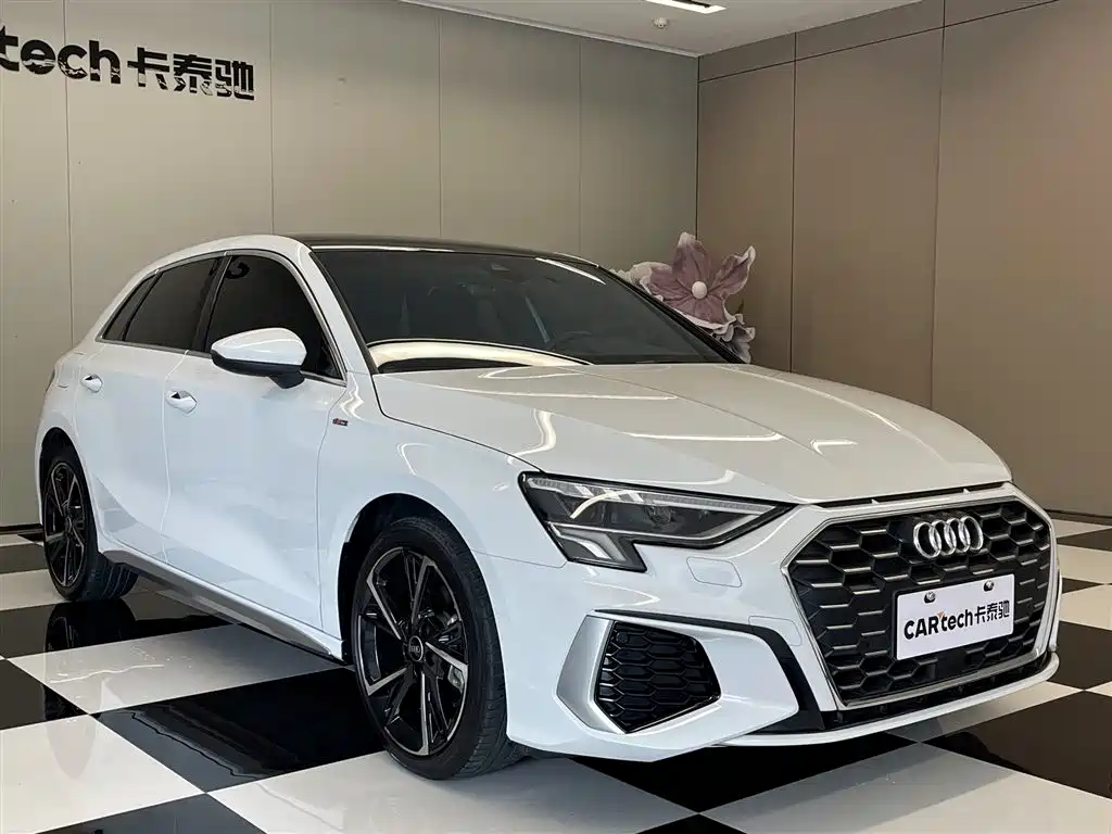 Audi A3 — фото 2