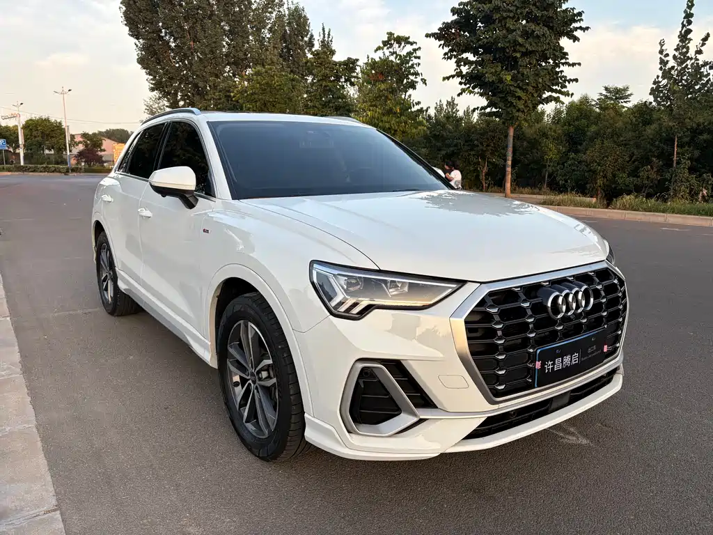 Audi Q3 — фото 3