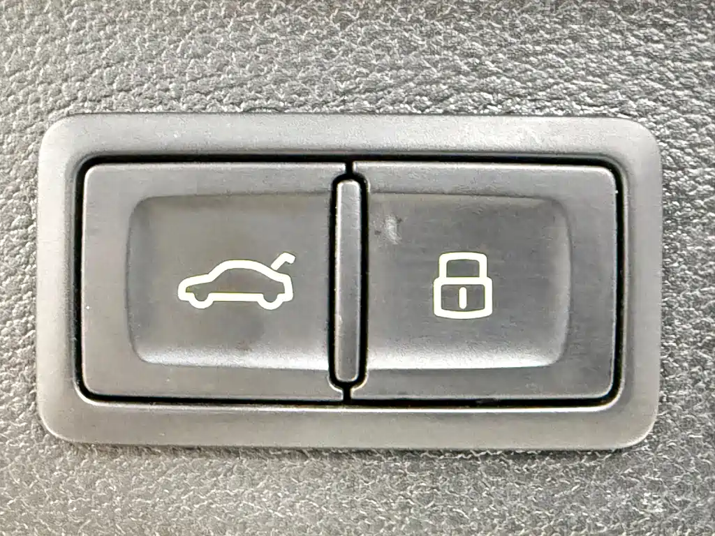 Audi Q3 — фото 22