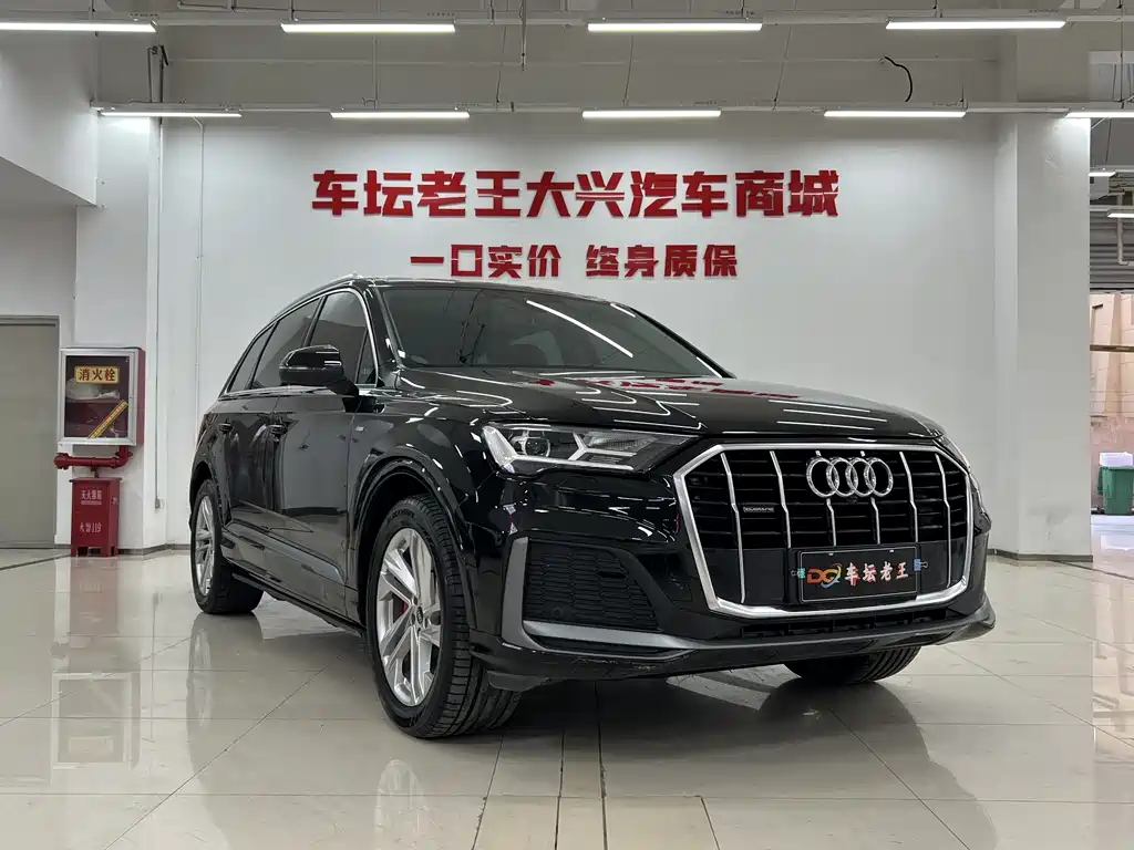 Audi Q7 — фото 3