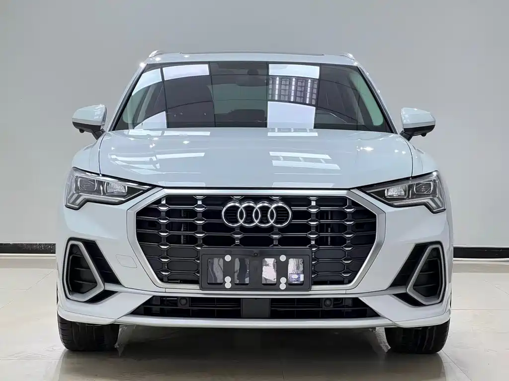 Audi Q3 — фото 2