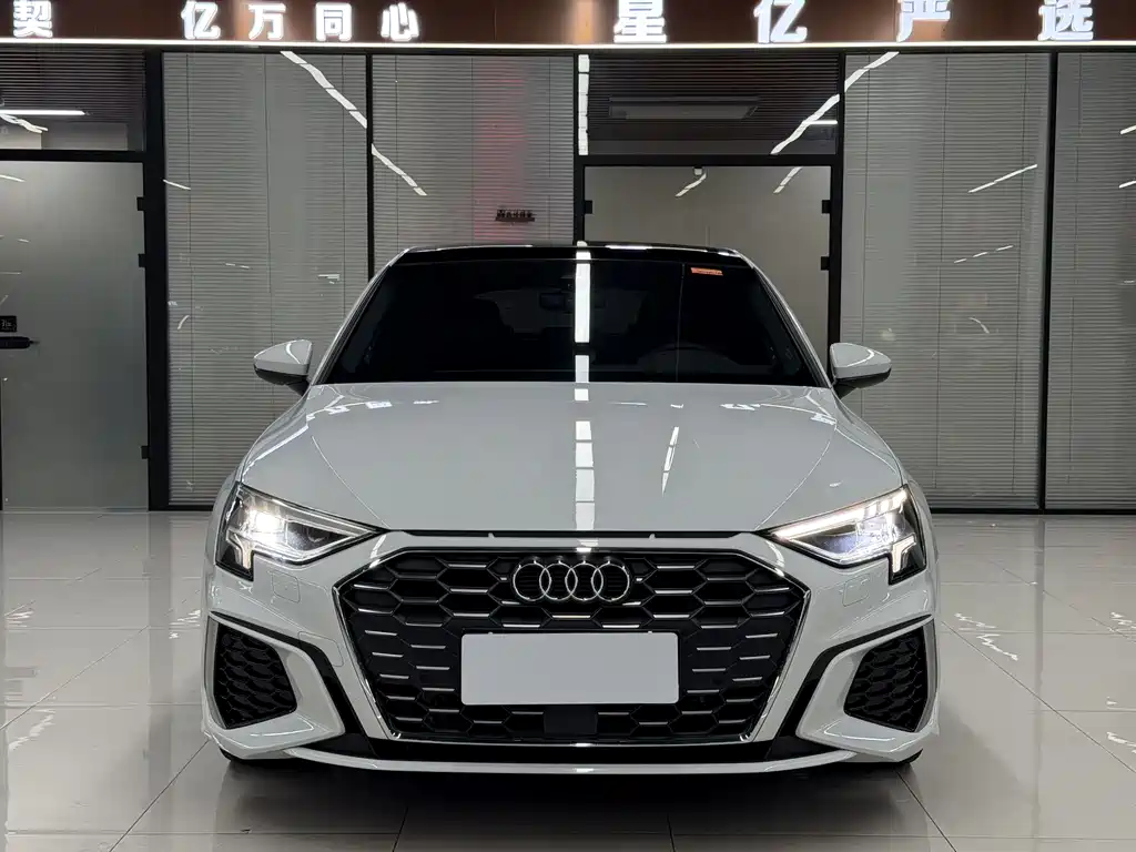 Audi A3 — фото 2