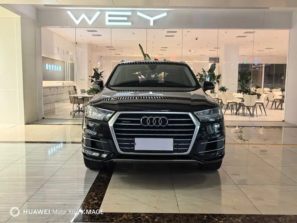 Audi Q7 — фото 2