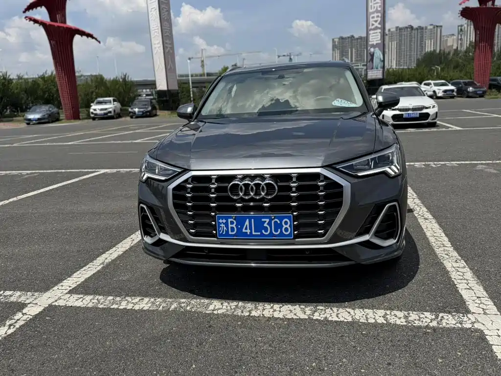 Audi Q3 — фото 2