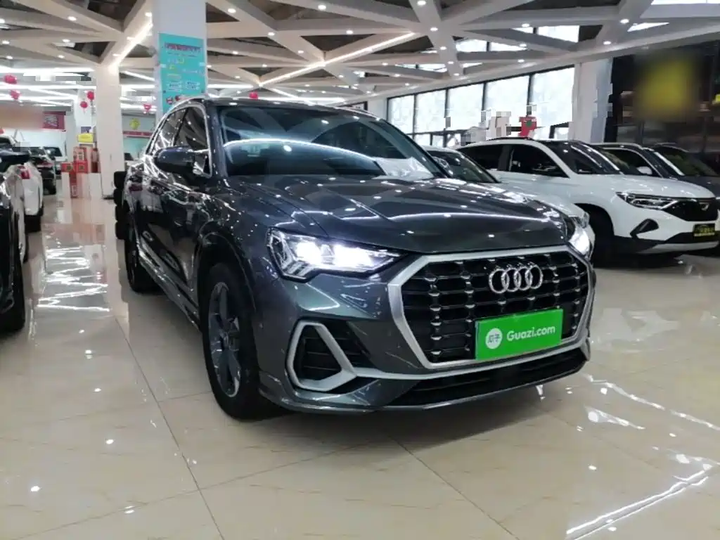 Audi Q3 — фото 4