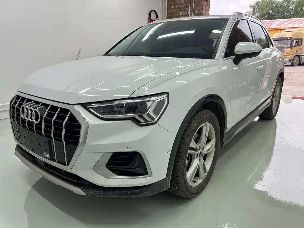 Audi Q3 — фото 2