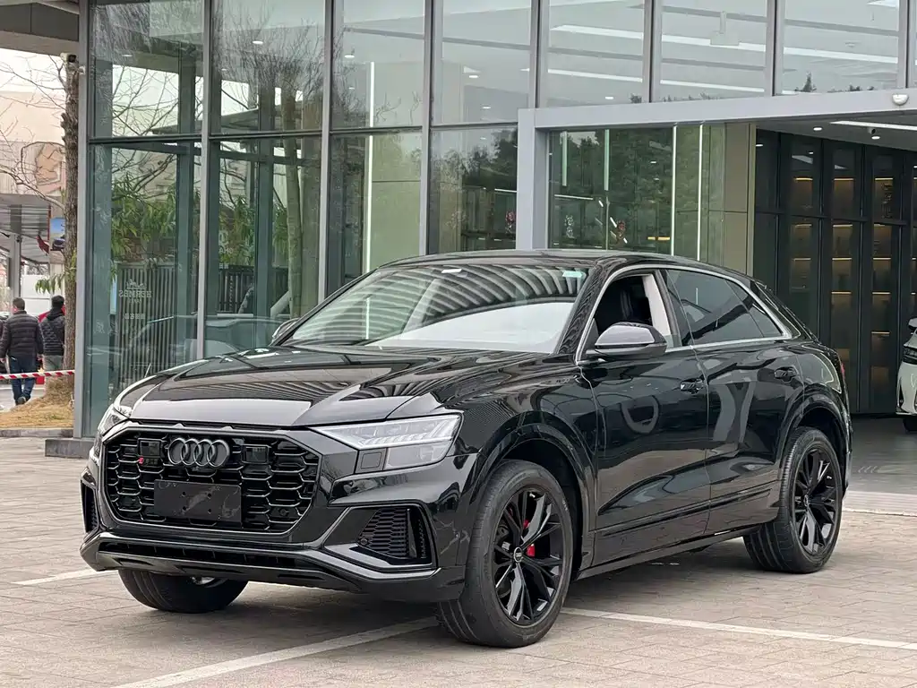 Audi Q8 — фото 2
