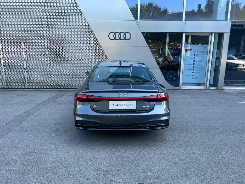 Audi A7 — фото 3