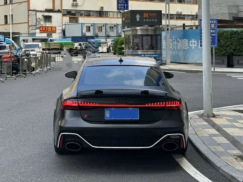 Audi RS 7 — фото 4