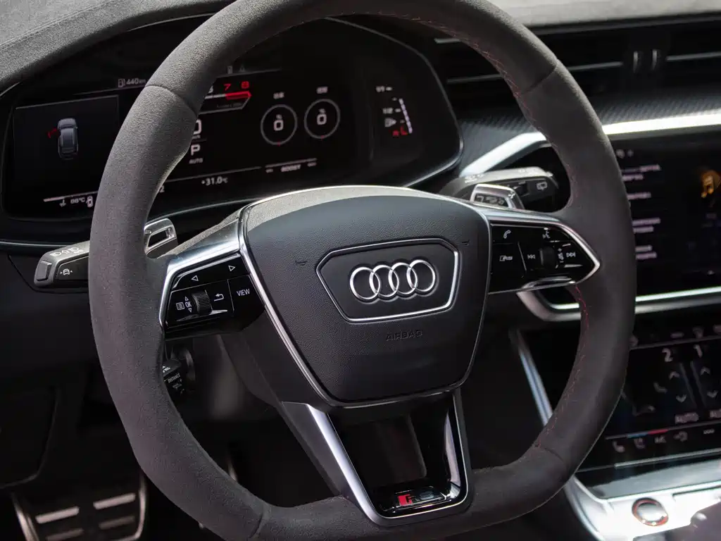 Audi RS 6 — фото 9