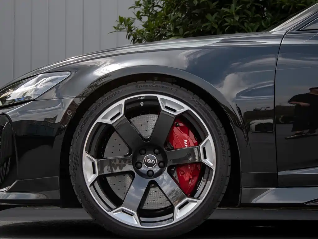 Audi RS 6 — фото 10