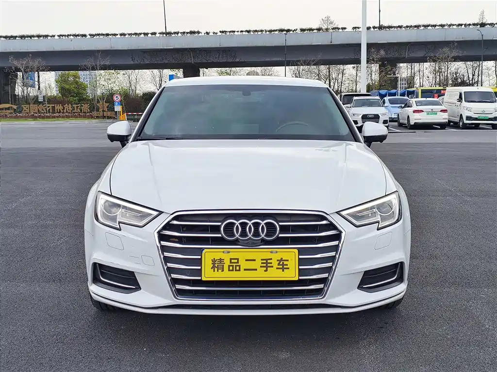 Audi A3 — фото 2