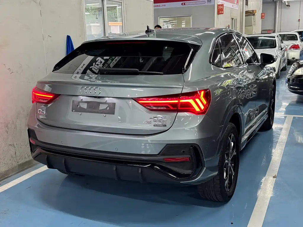 Audi Q3 Sportback — фото 3