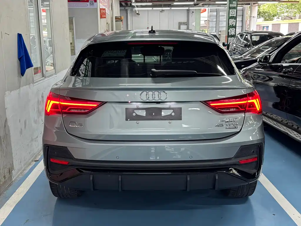 Audi Q3 Sportback — фото 4