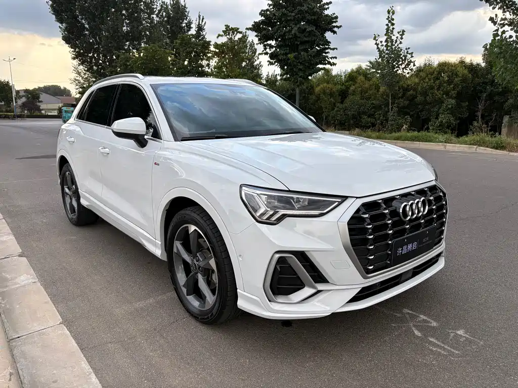 Audi Q3 — фото 3