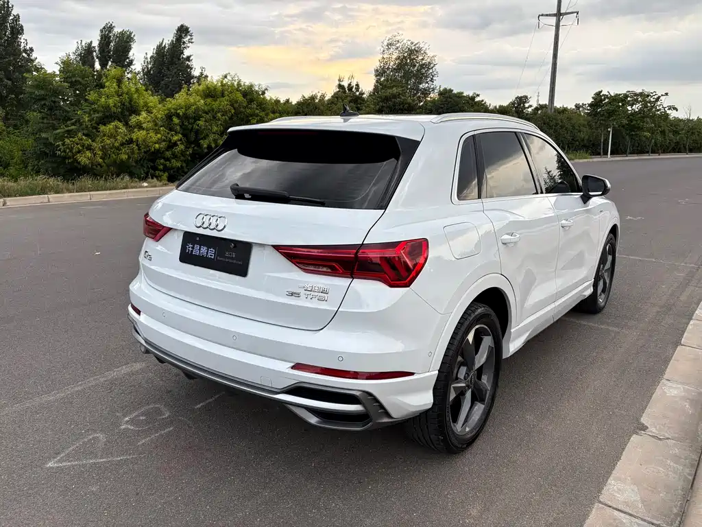 Audi Q3 — фото 5