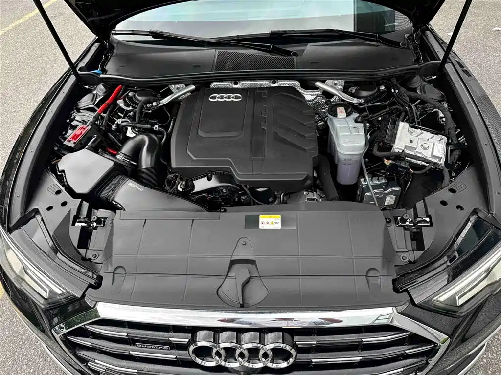 Audi A6L — фото 19