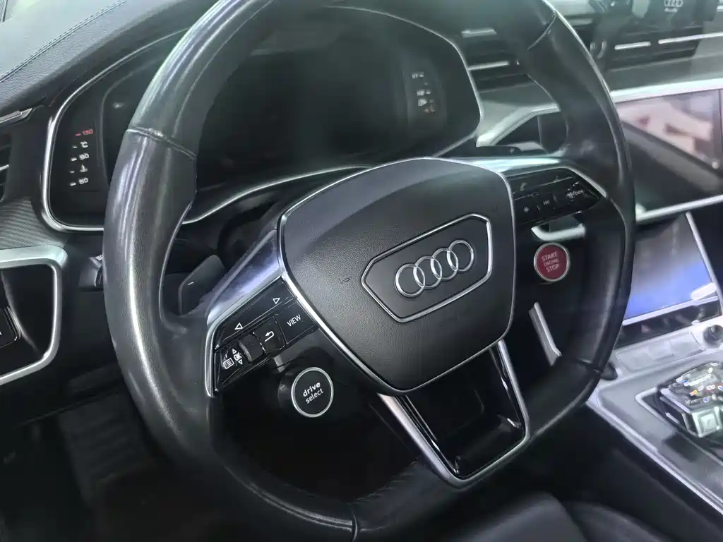 Audi A7 — фото 8
