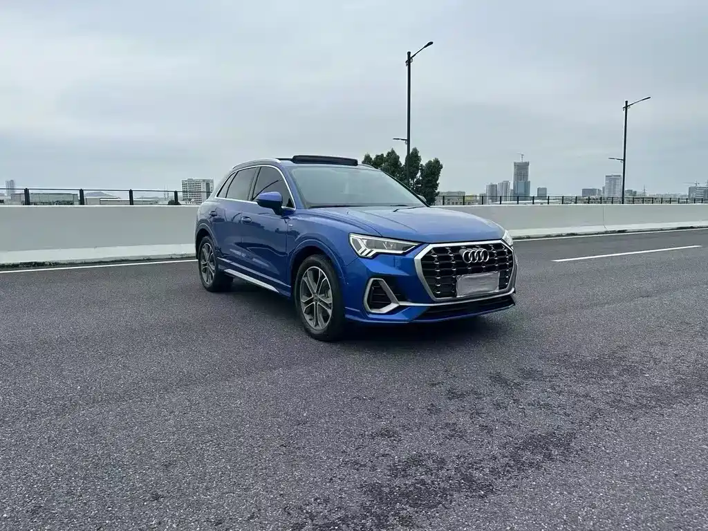 Audi Q3 — фото 3