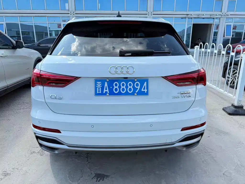 Audi Q3 — фото 4