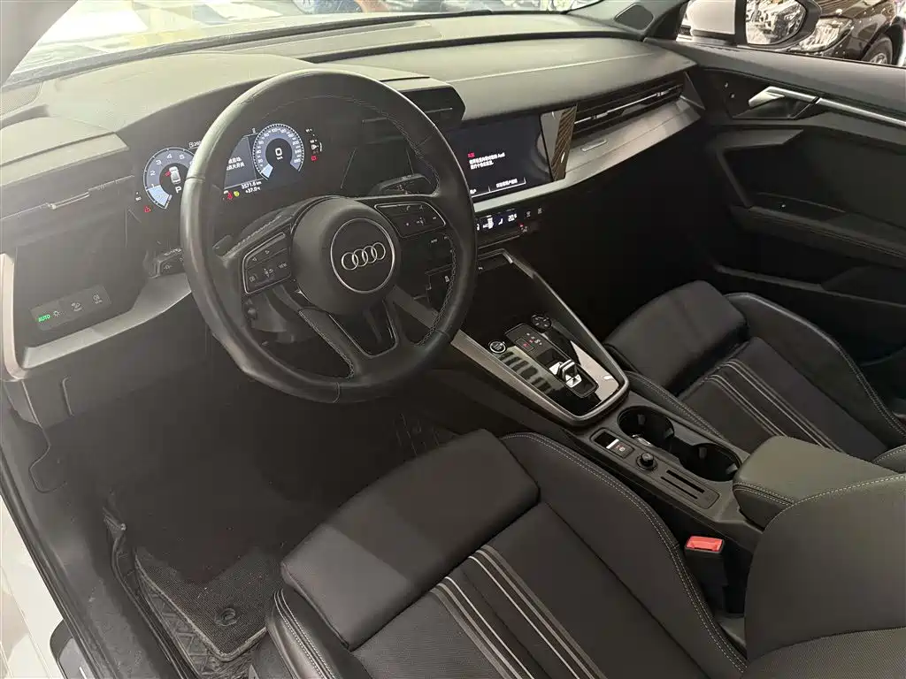 Audi A3 — фото 8