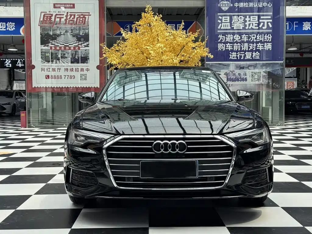 Audi A6L — фото 2