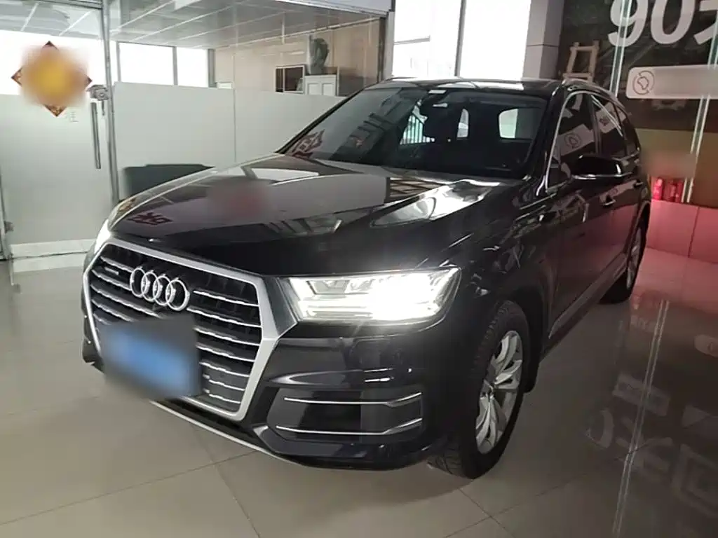 Audi Q7 — фото 2