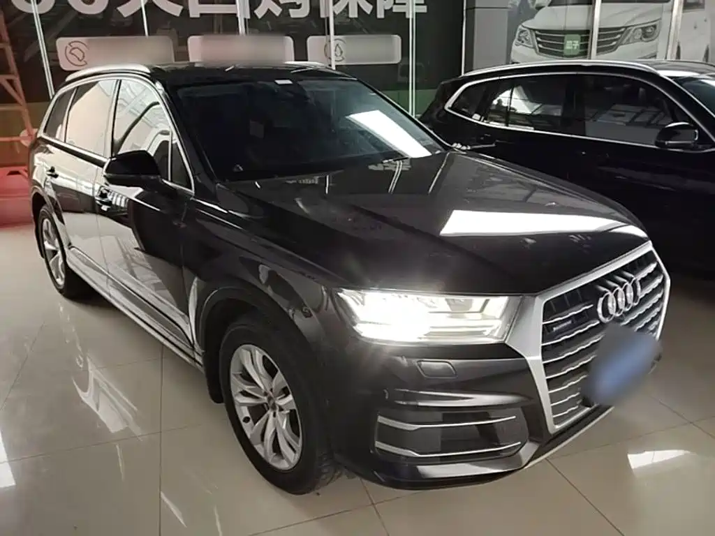 Audi Q7 — фото 4