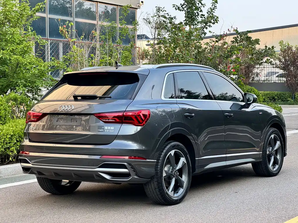 Audi Q3 — фото 6