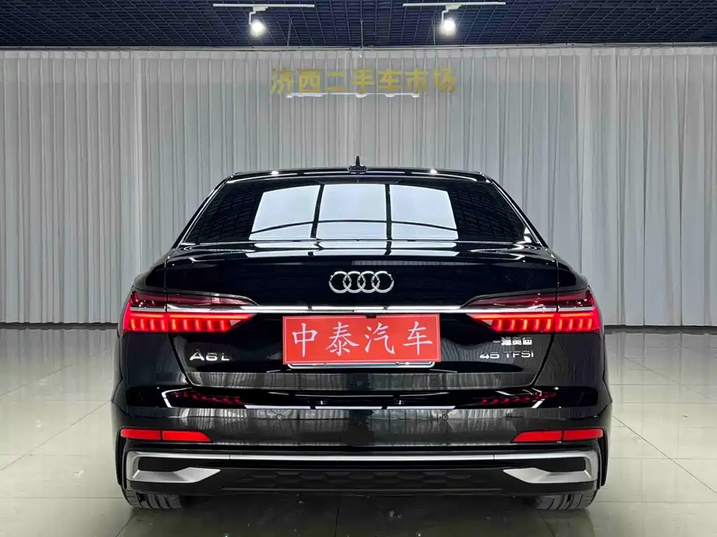 Audi A6L — фото 5