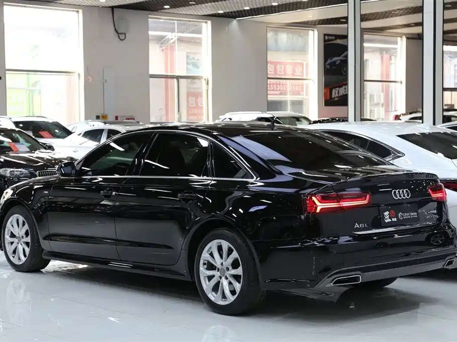 Audi A6L — фото 19