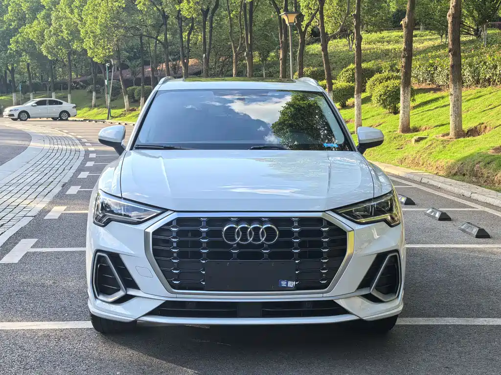 Audi Q3 — фото 2