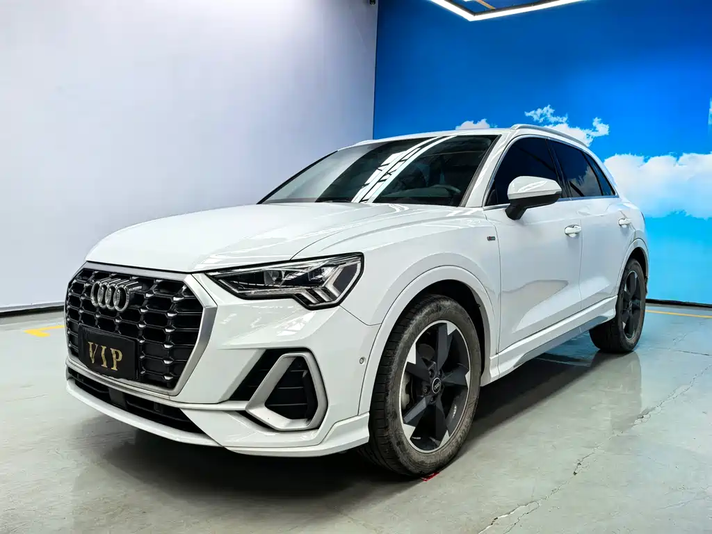 Audi Q3 — фото 3