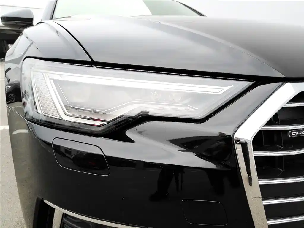 Audi A6L — фото 16
