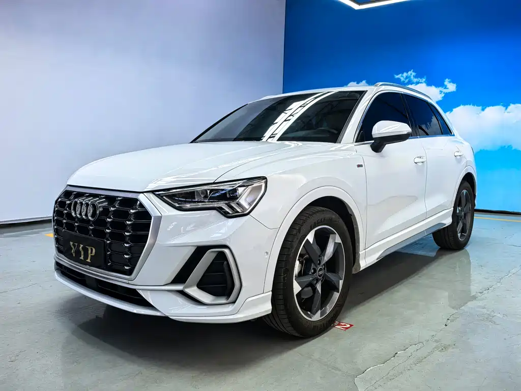 Audi Q3 — фото 3