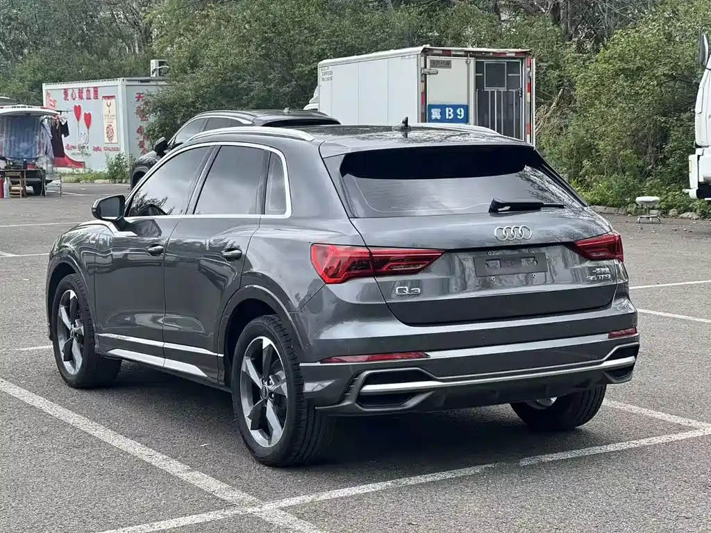 Audi Q3 — фото 4