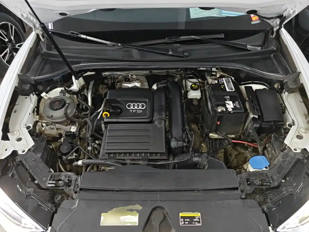 Audi Q3 — фото 20