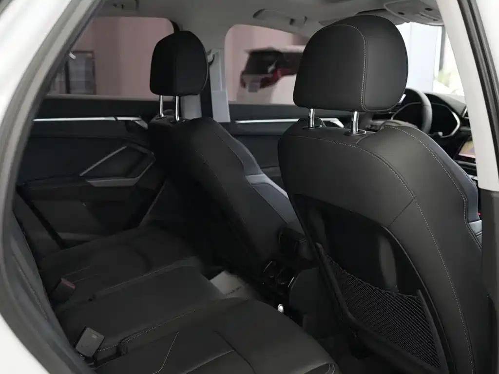 Audi Q3 Sportback — фото 10