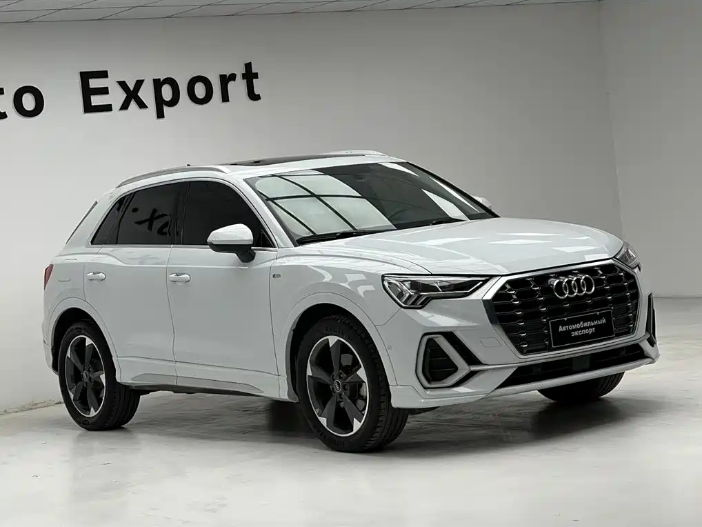 Audi Q3 — фото 3